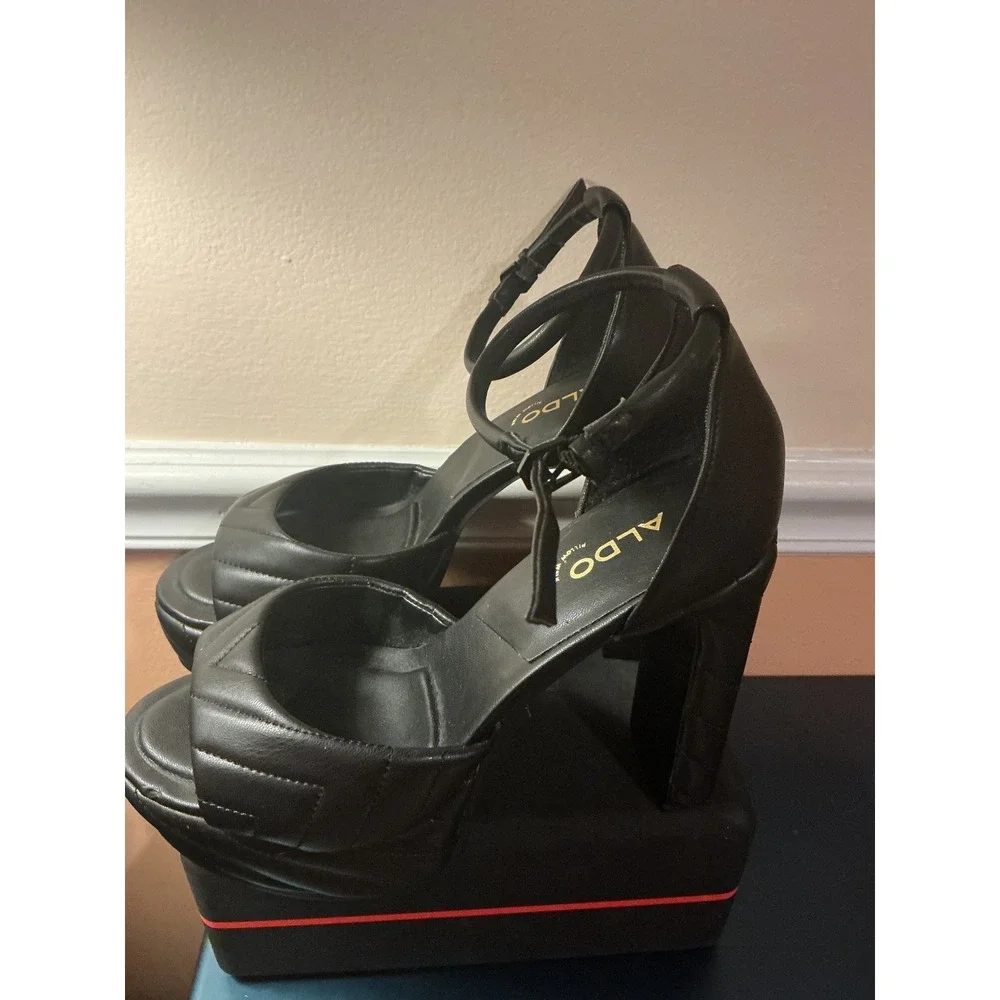 ALDO Black Quilted Platform Wedge Heels Ankle‎ Strap Sandals Women's Size 8.5